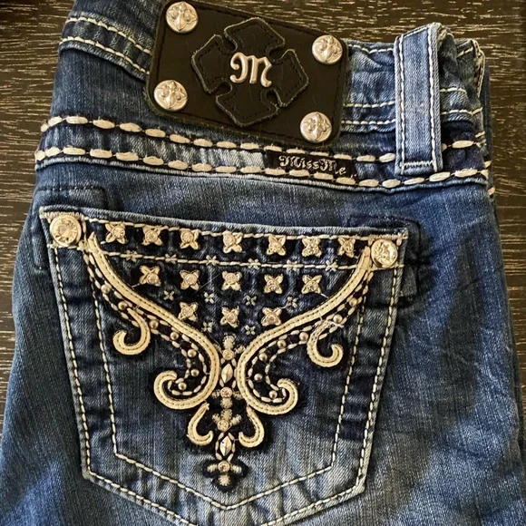 Miss Me Woman’s Boot cut Jeans 26 women Pants - Picture 5 of 7